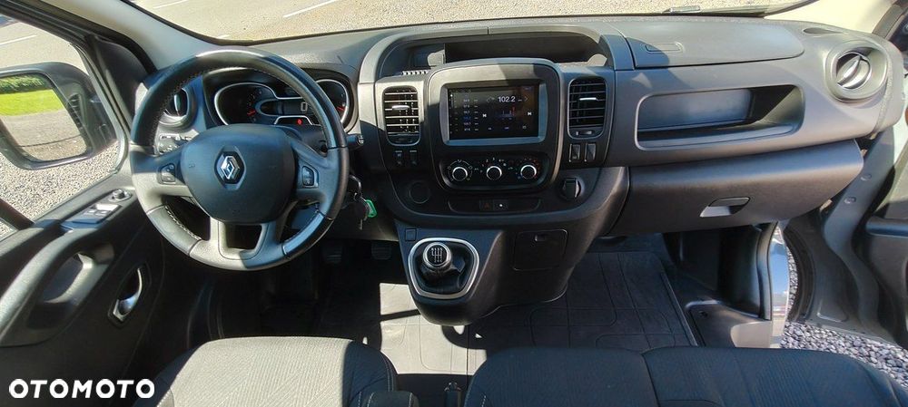 Renault Trafic - 8