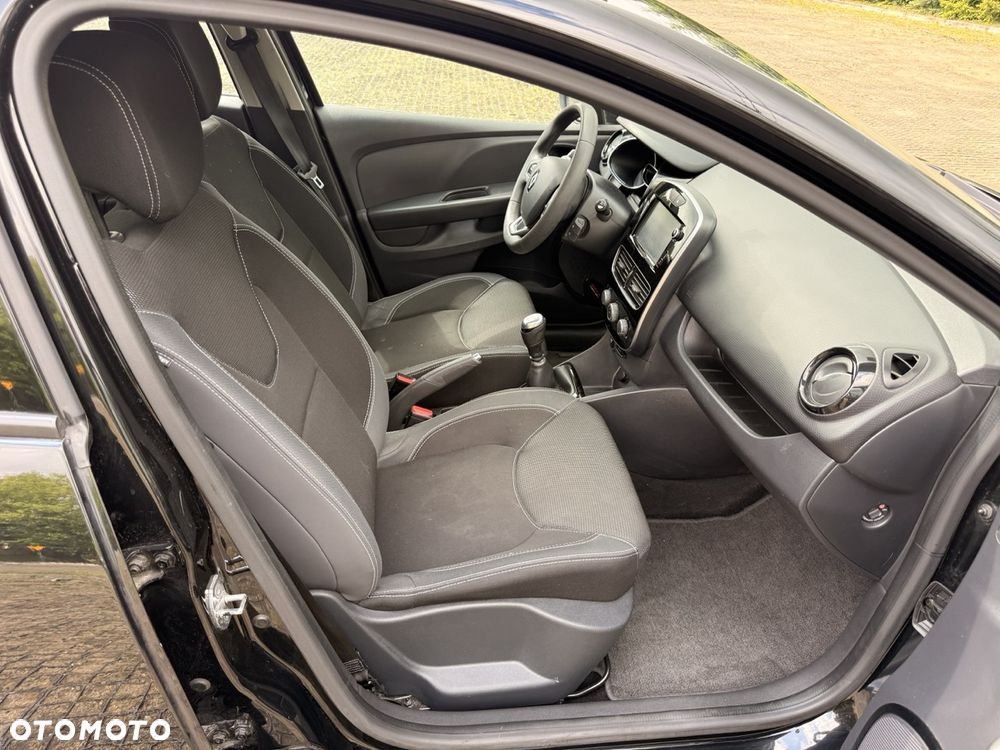 Renault Clio - 16