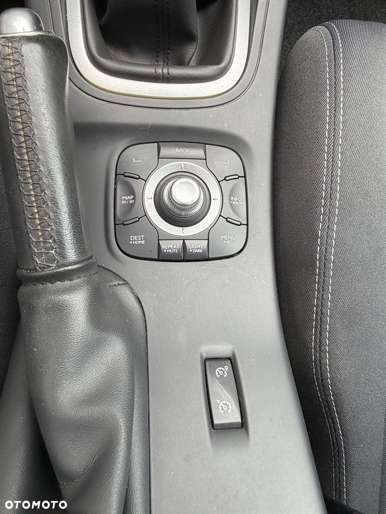 Renault Megane 1.6 16V Luxe Privilege - 32