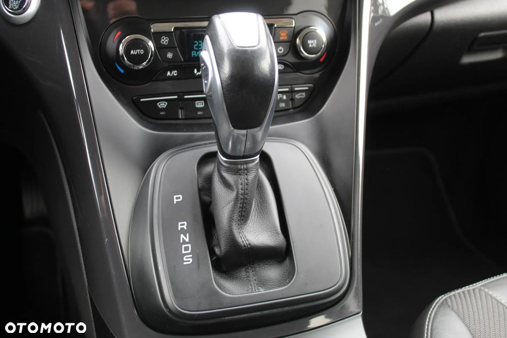 Ford Kuga 2.0 TDCi 4WD Titanium - 15