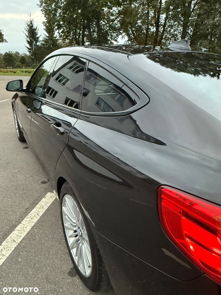 BMW Seria 3 318d Luxury Line - 17