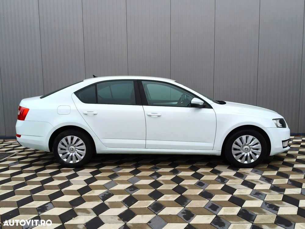 Skoda Octavia 2.0 TDI Style - 19