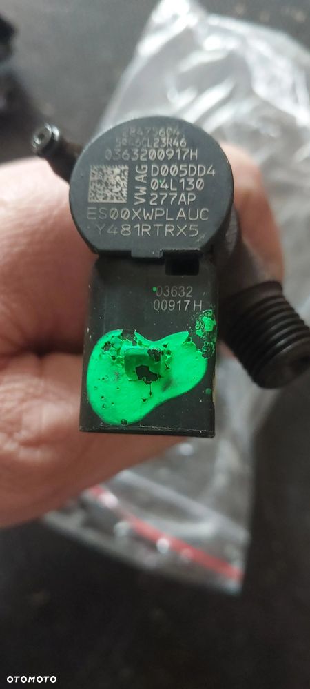 Wtryskiwacz pompowtryskiwacz vw t6 uszodzony - 2