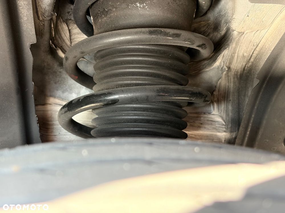 Mazda MX-5 SKYACTIV-G 184 Sports-Line - 23