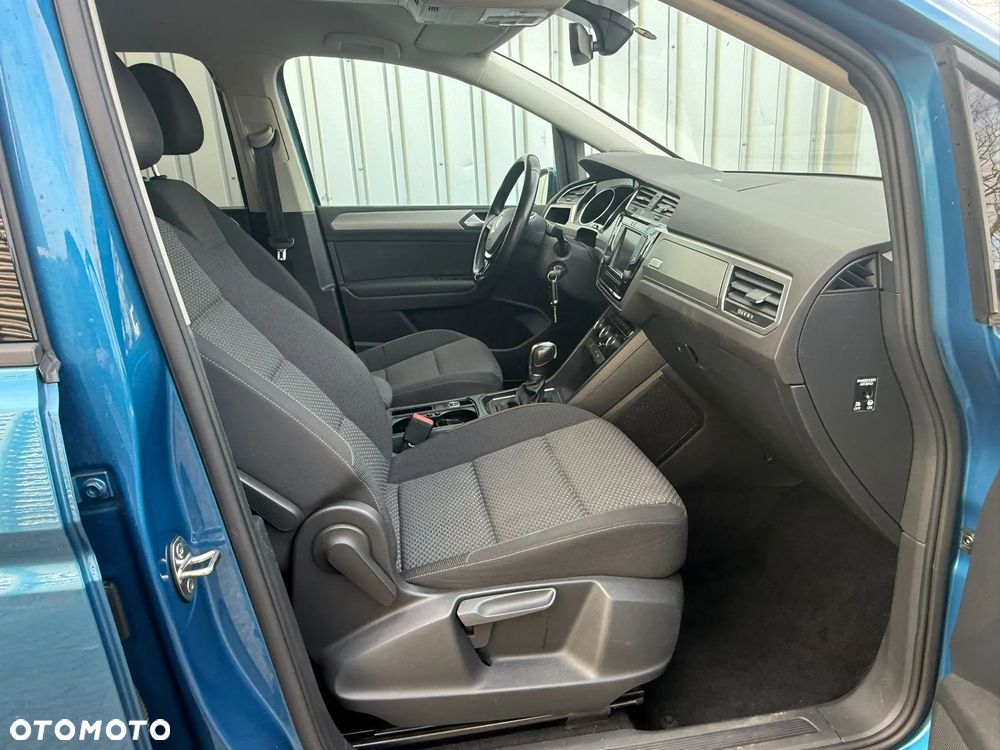 Volkswagen Touran 1.6 TDI SCR BlueMotion Technology DSG Comfortline - 6