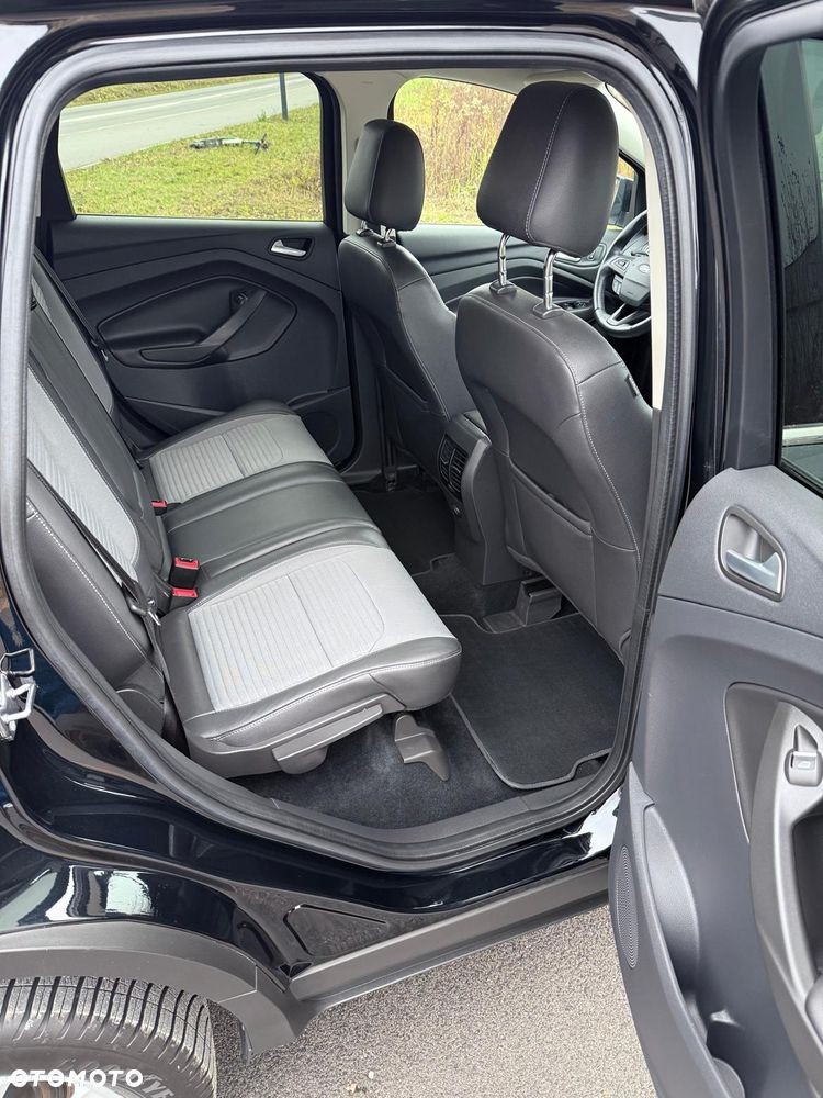 Ford Kuga 1.5 EcoBoost 4x4 Titanium - 20