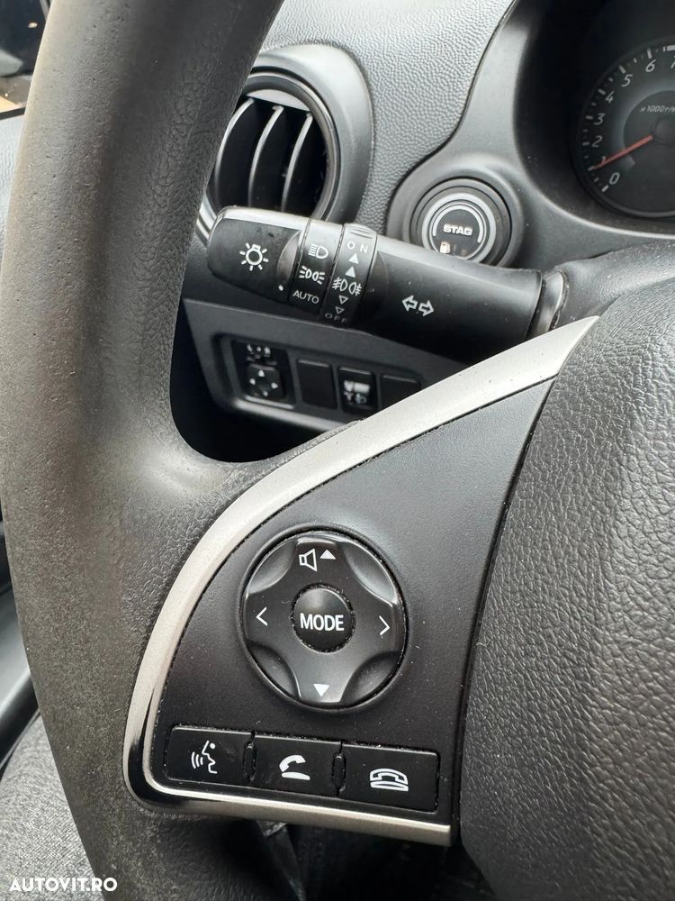 Mitsubishi Space Star 1.2 2WD MT Inform - 11