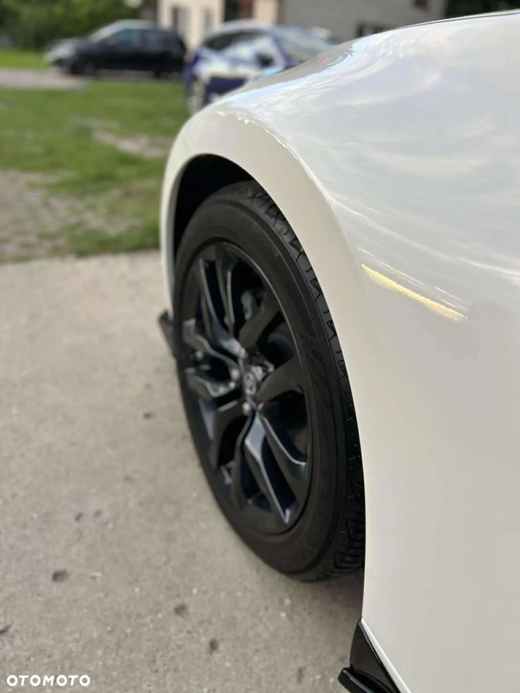 Nissan 370 Z - 6