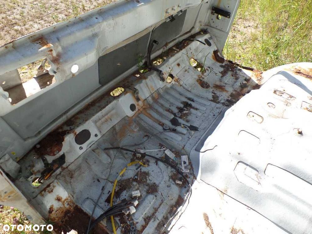 MITSUBISHI CANTER FUSO 7C18 KABINA KAROSERIA SZKIELET CWIARTKA DUZA 06-18 - 8