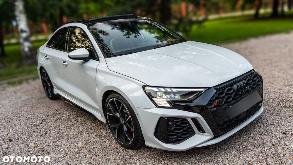 Audi RS3 Sportback - 18