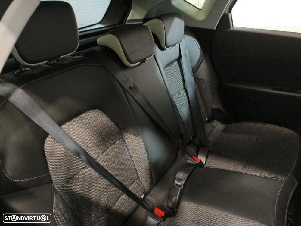 Renault Captur 1.0 TCe Techno Bi-Fuel - 6