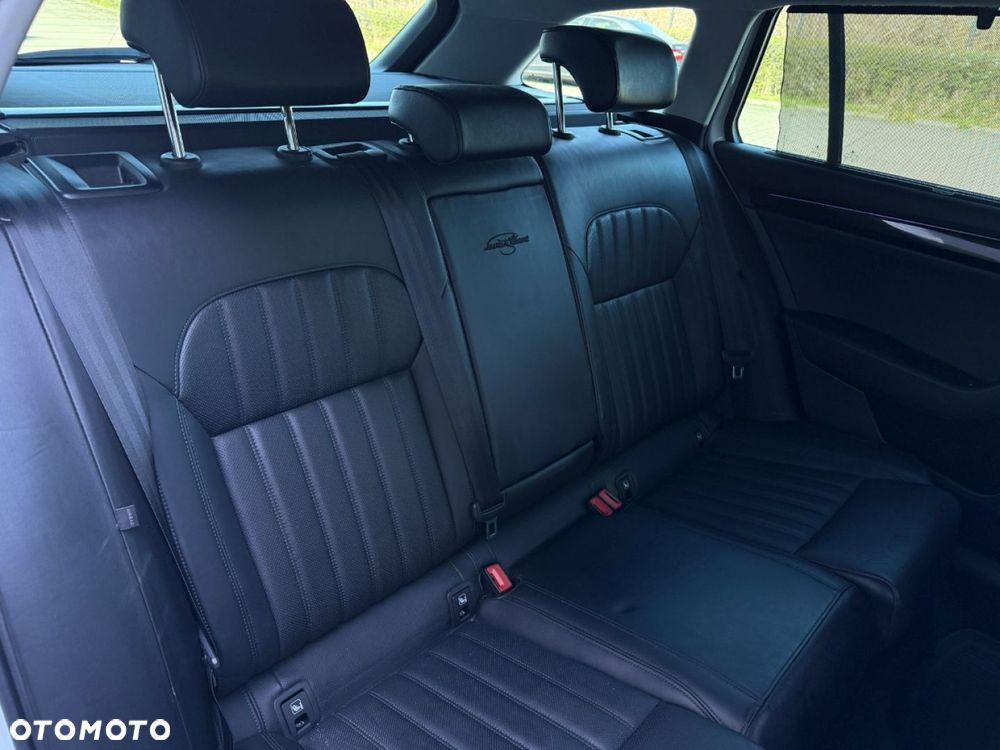 Skoda Superb 2.0 TDI L&K DSG - 37