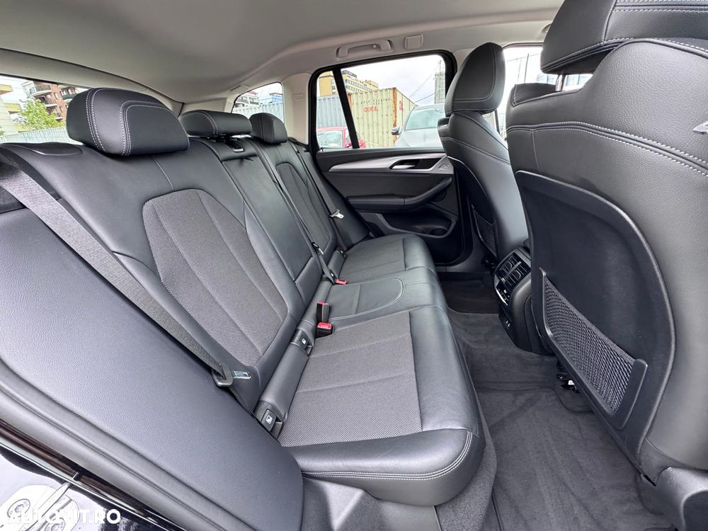 BMW X3 xDrive20d AT xLine - 15