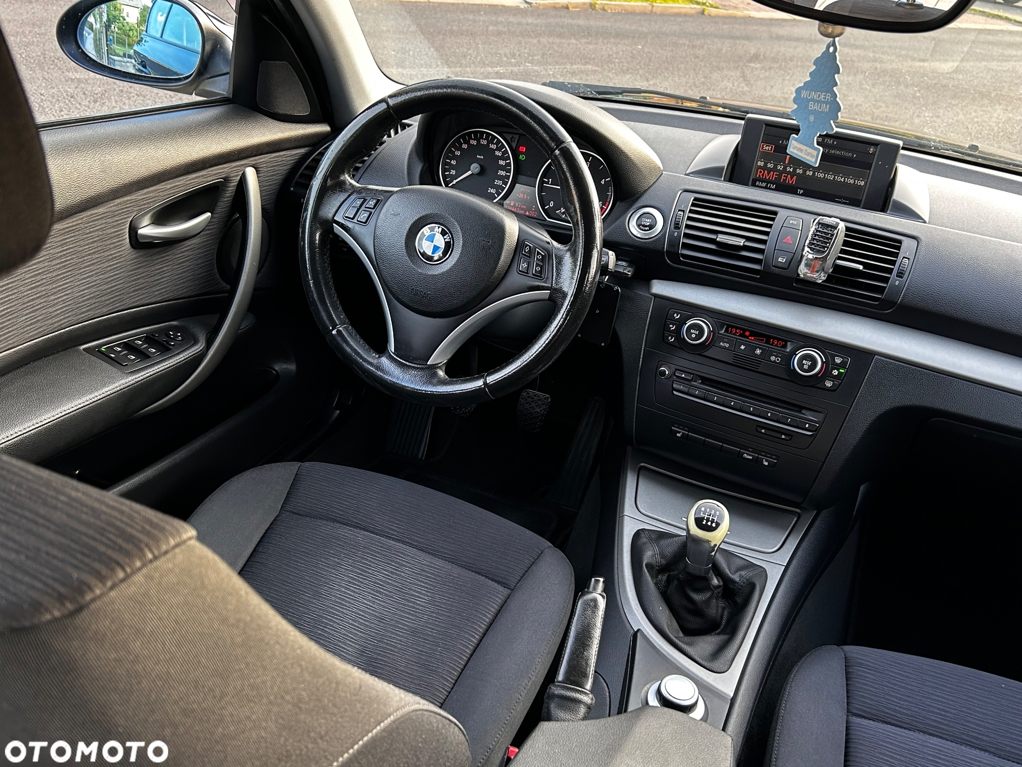 BMW Seria 1 118d - 6