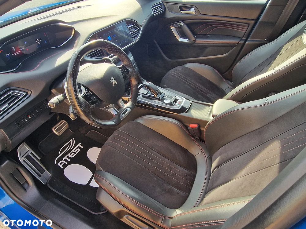 Peugeot 308 1.2 PureTech GT Pack S&S EAT8 - 8