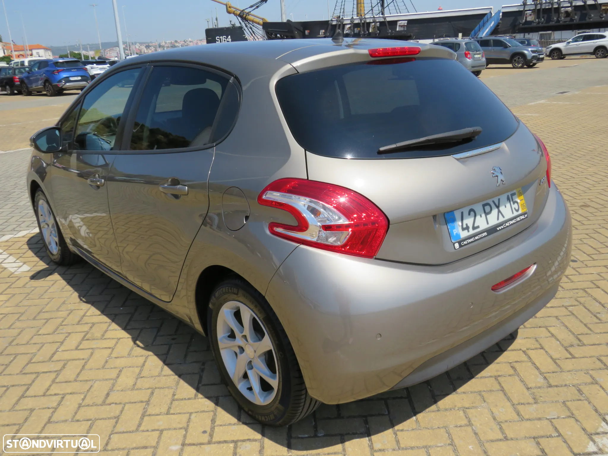 Peugeot 208 1.4 HDi - 8