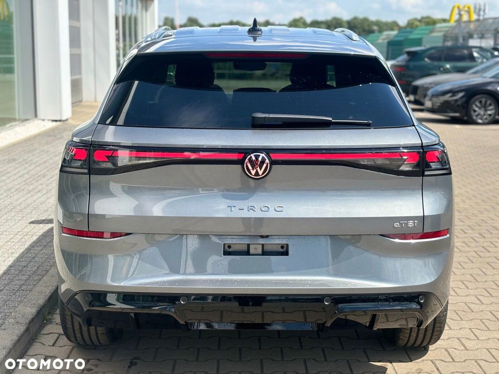 Volkswagen T-Roc - 7