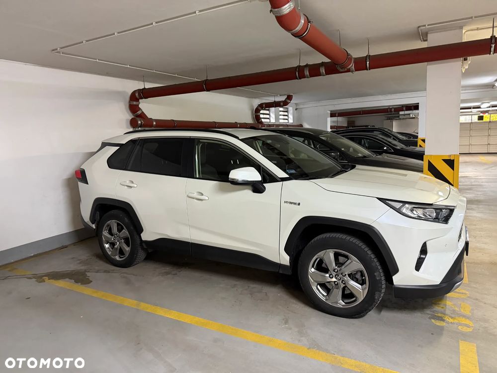 Toyota RAV4 - 2