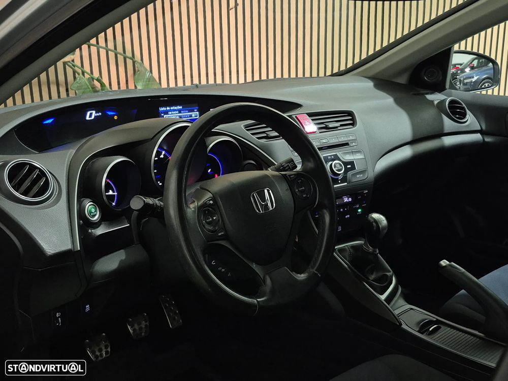 Honda Civic 1.6 i-DTEC Sport - 26