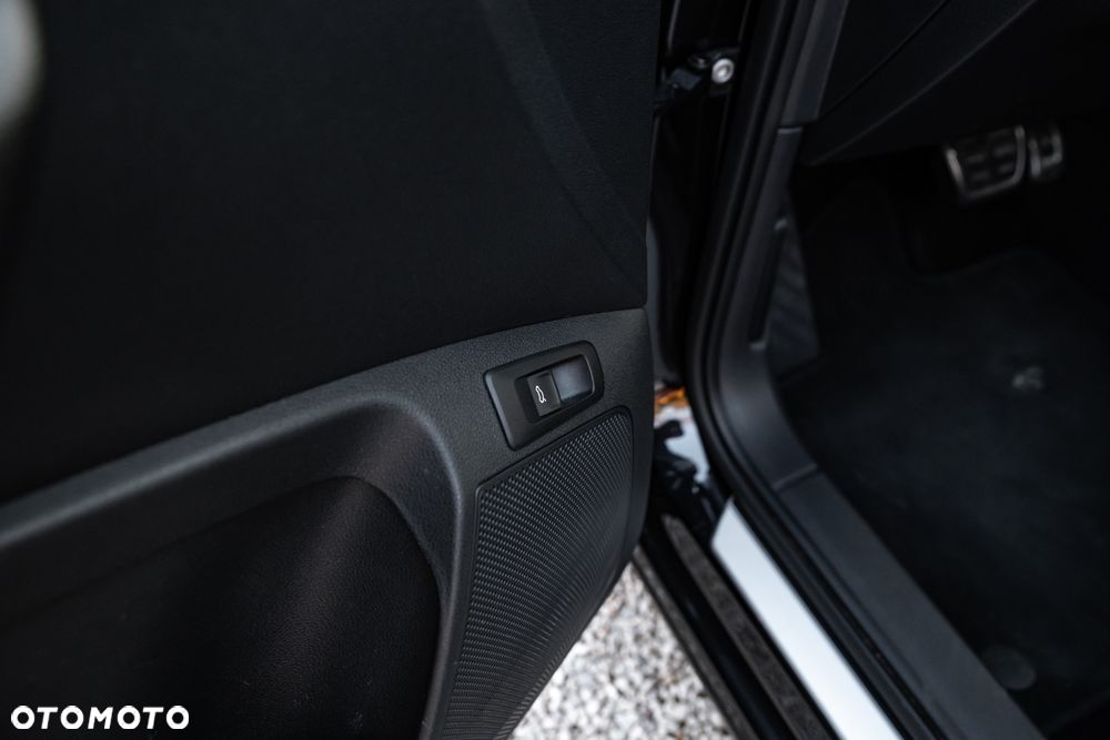 Skoda Karoq 2.0 TSI 4x4 DSG Sportline - 19