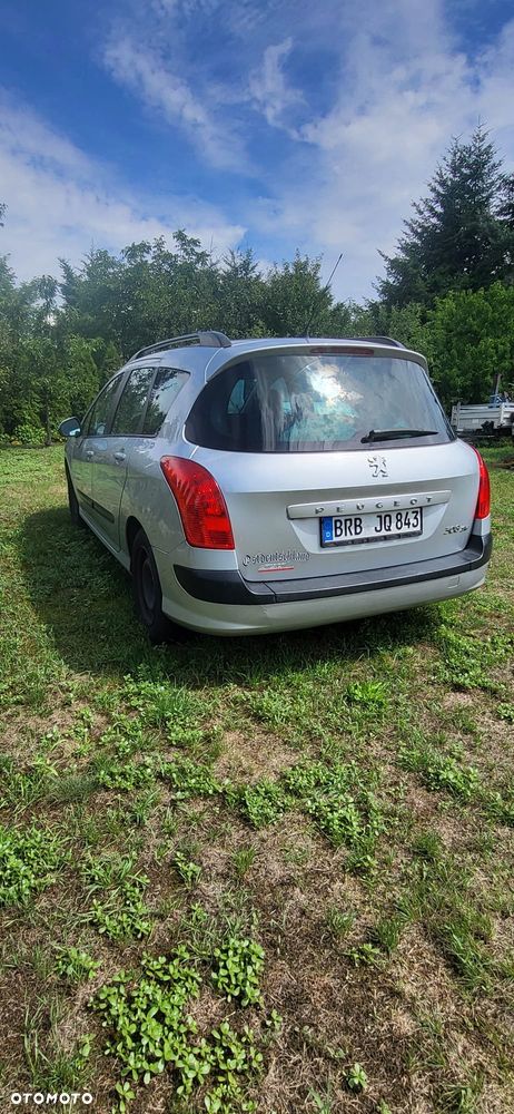 Peugeot 208 - 3