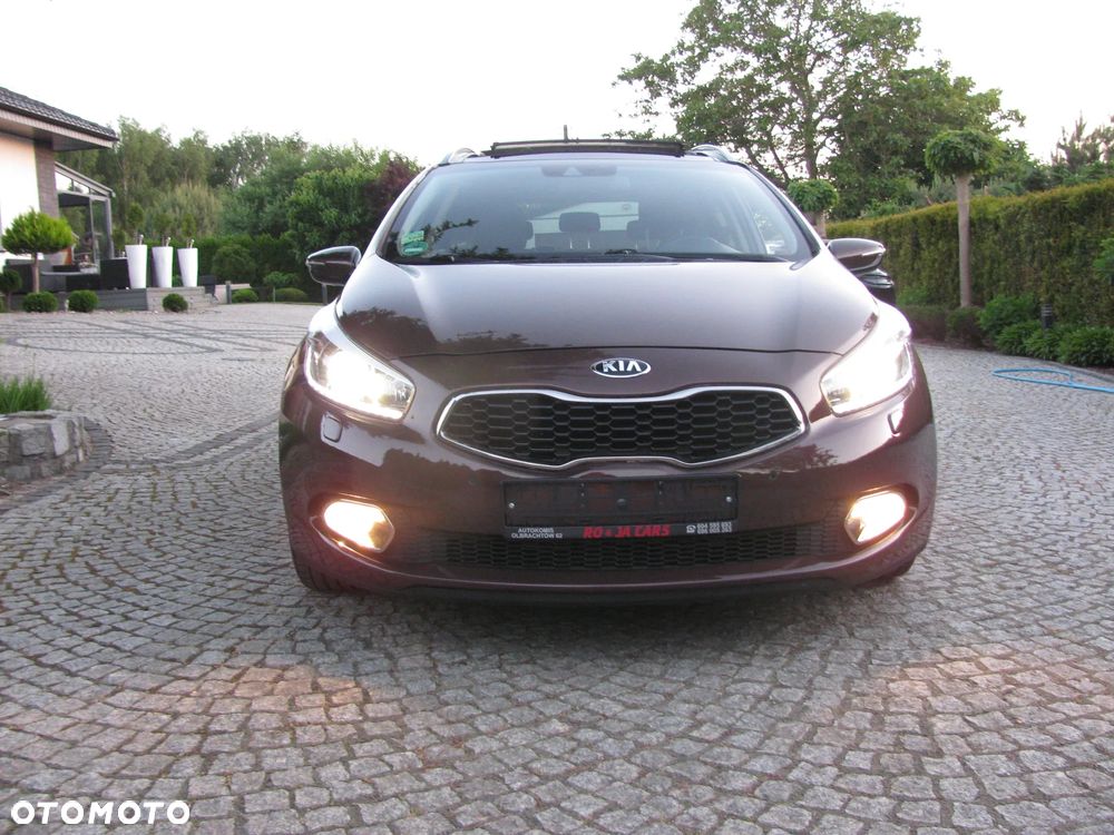 Kia Ceed 1.6 GDI DCT Platinum Edition - 35