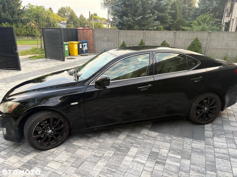 Lexus IS 250 Prestige - 4