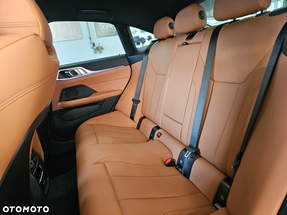 BMW i4 70.3kWh eDrive 35 - 26