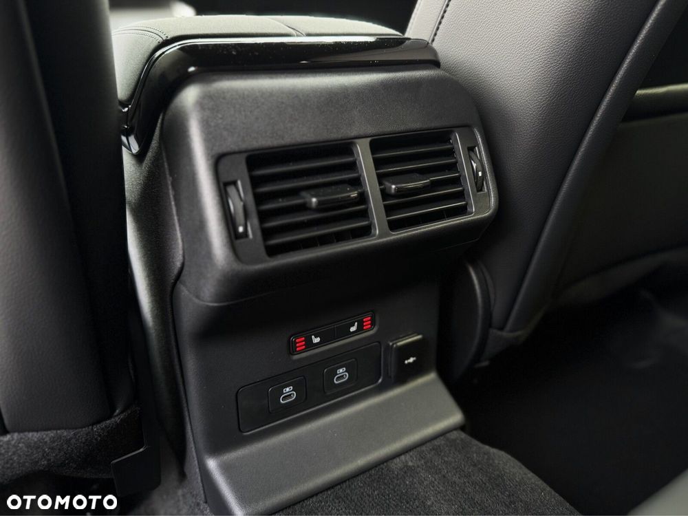 Land Rover Range Rover Velar - 16