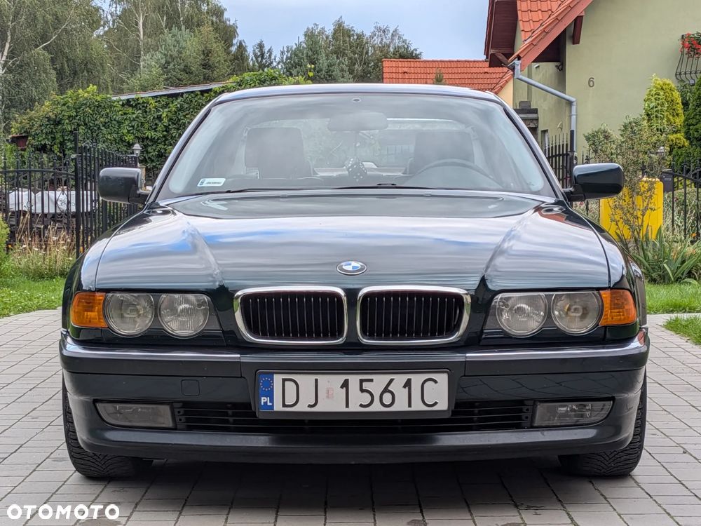 BMW Seria 7 - 2