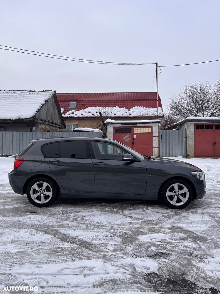 BMW Seria 1 120d Sport Line - 5