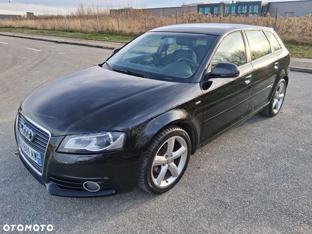 Audi A3 Sportback 1.6 TDI DPF S line Sportpaket - 6