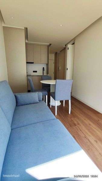 Apartamento Arrendar J/ Mercado Bolhão - Grande imagem: 2/9