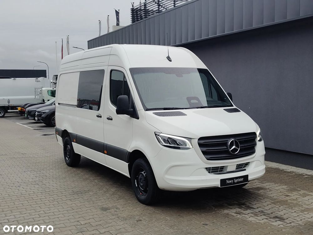 Mercedes-Benz Sprinter - 5