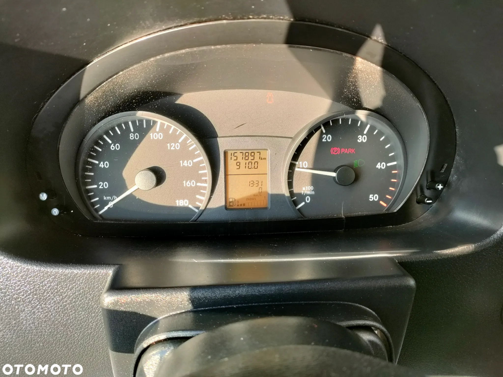 Mercedes-Benz Sprinter - 20