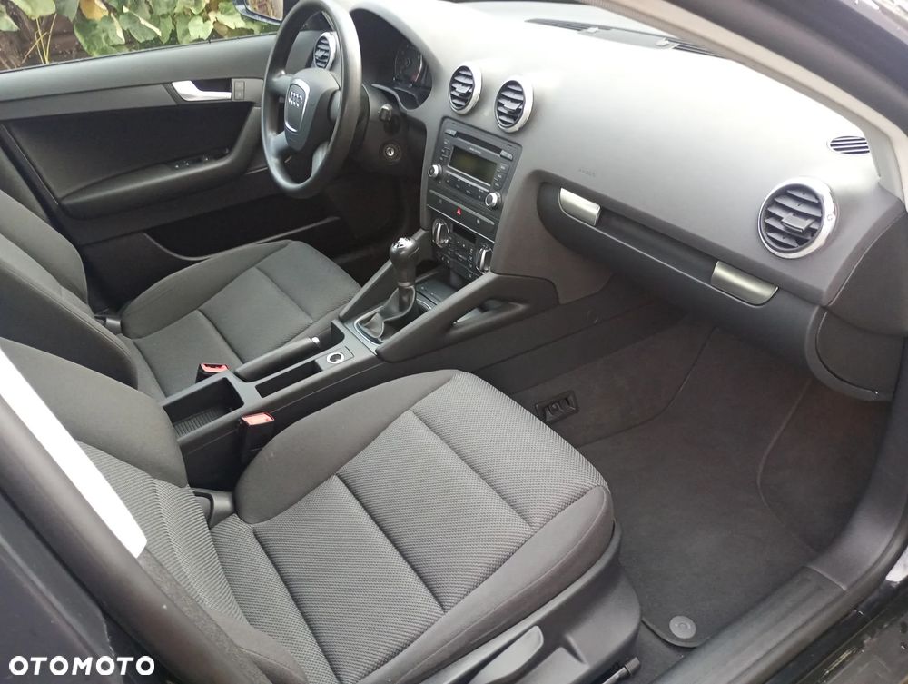 Audi A3 Sportback 1.4 TFSI Ambition - 16