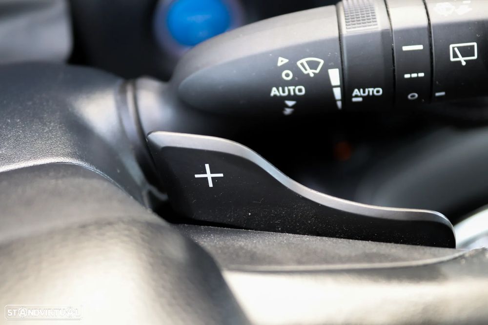 Toyota Corolla 2.0 Hybrid Comfort+P.Sport - 15