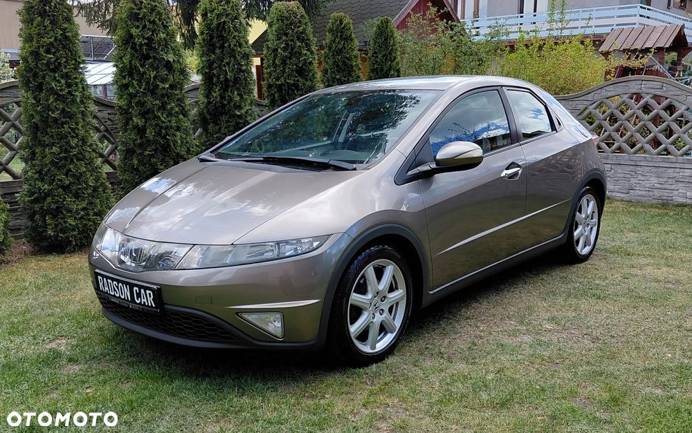Honda Civic 1.8i-VTEC Sport - 1