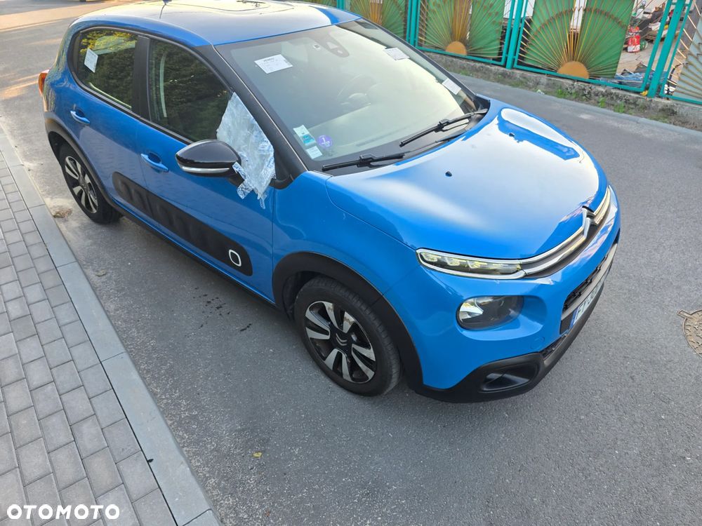 Citroën C3 Pure Tech 82 SHINE - 3