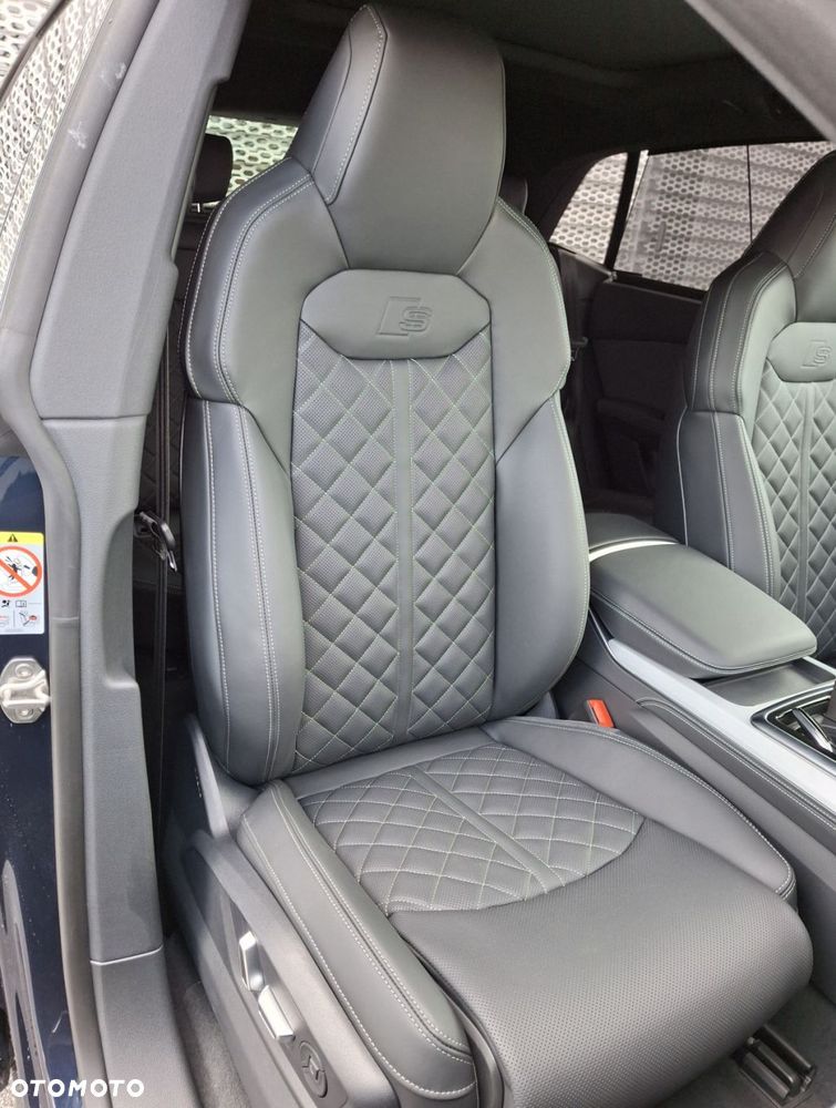 Audi Q8 - 16