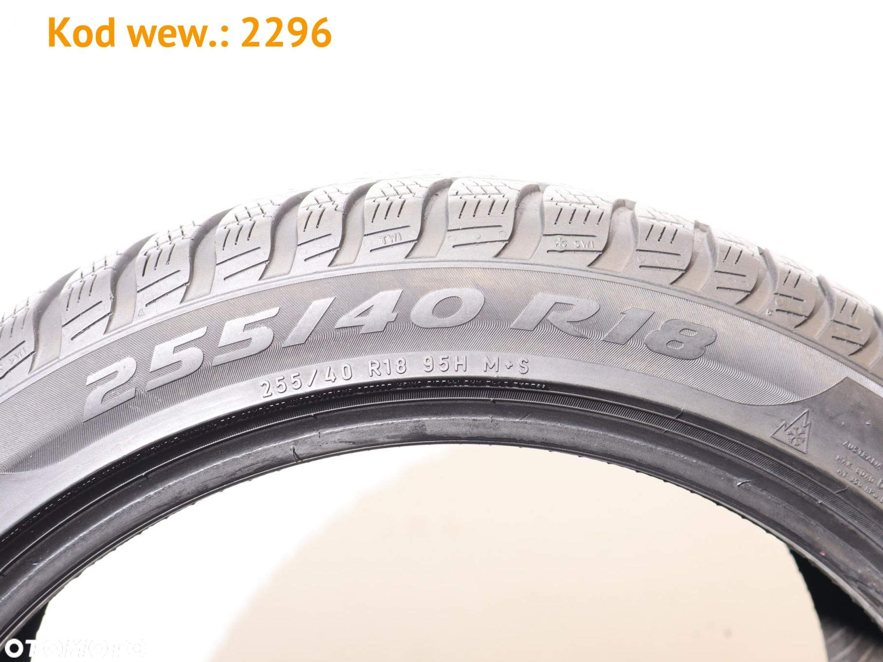 Pirelli SottoZero Serie 3 Winter - 255/40 R18 - 5