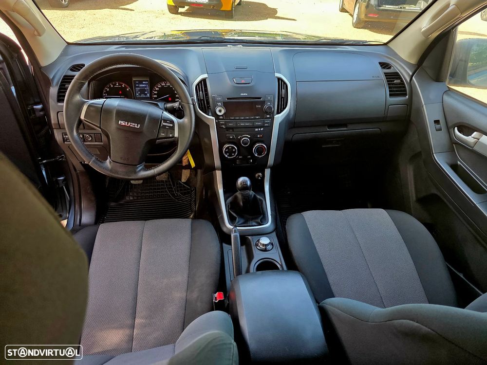 Isuzu D-Max 2.5 DTi CD 4WD LS - 19