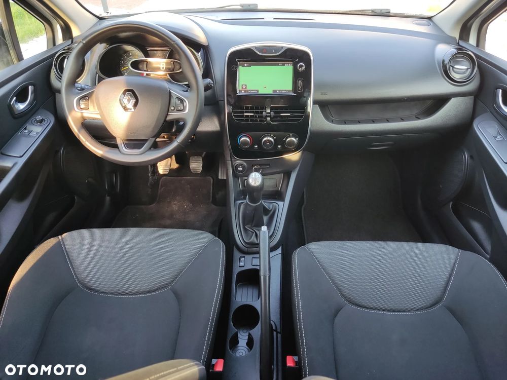 Renault Clio dCi 90 Dynamique - 23