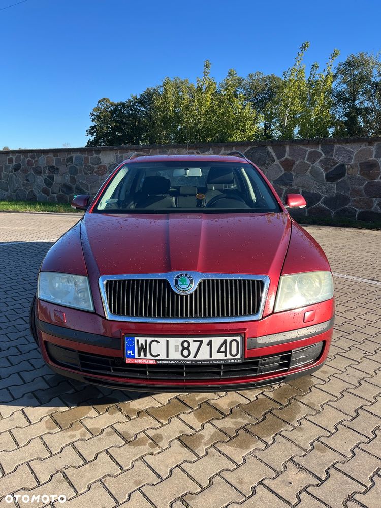 Skoda Octavia 1.6 Combi Ambiente - 4