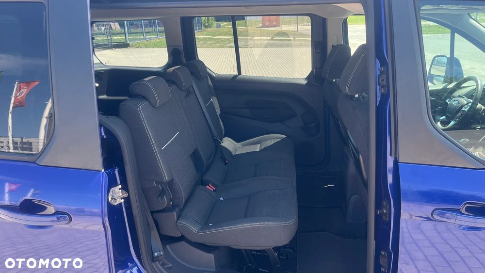 Ford Tourneo Connect 1.6 TDCi Titanium - 24