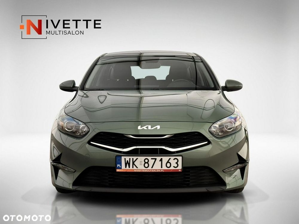 Kia Ceed - 8