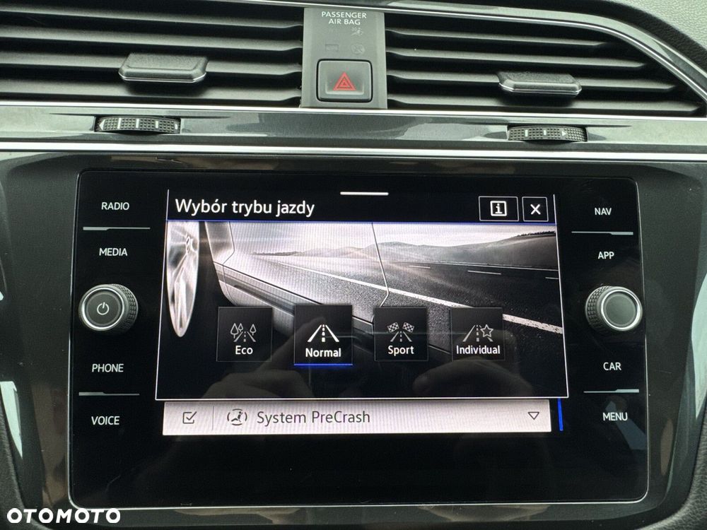 Volkswagen Tiguan 1.5 TSI EVO Elegance DSG - 33