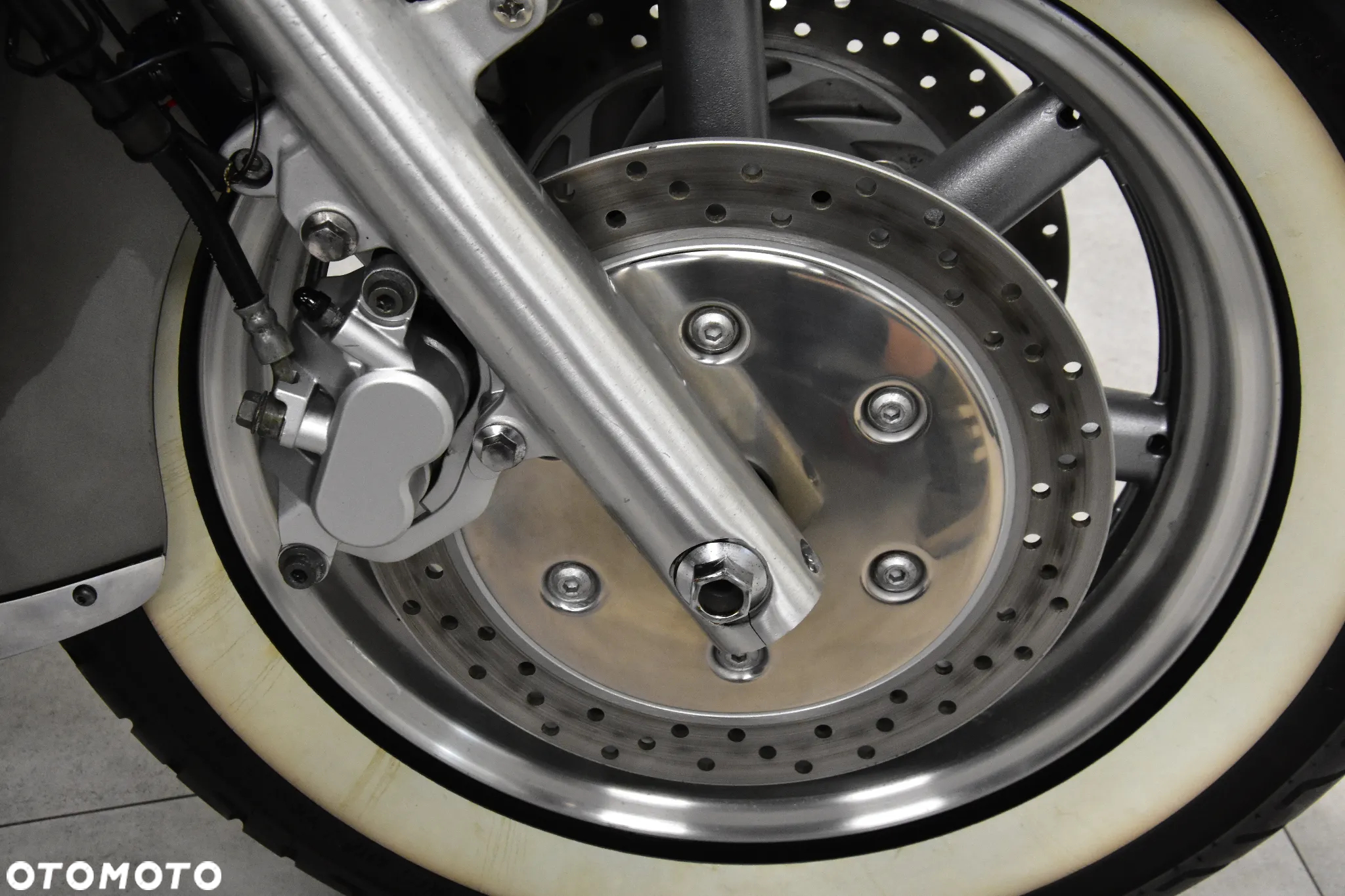 Yamaha XVZ - 26