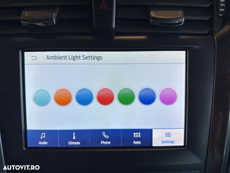 Ford Mondeo 2.0 HEV Trend - 32