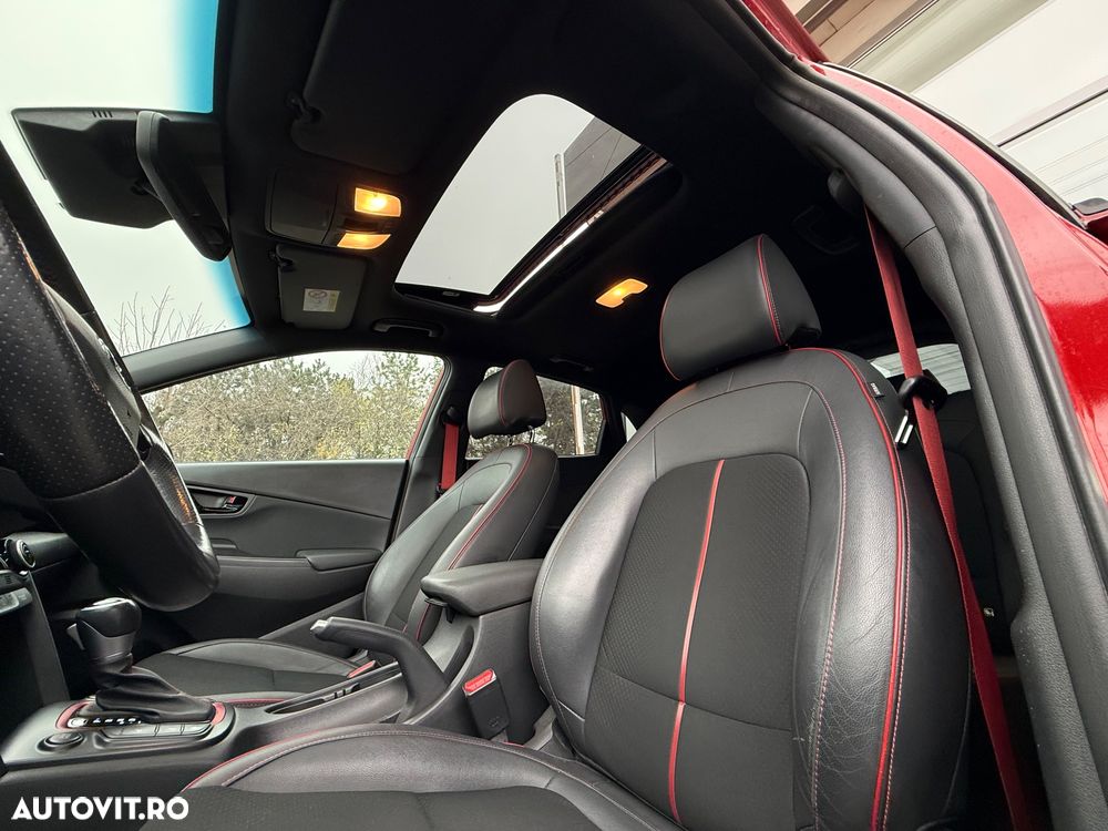 Hyundai KONA 1.6 T-GDI 4WD Aut. Premium - 11